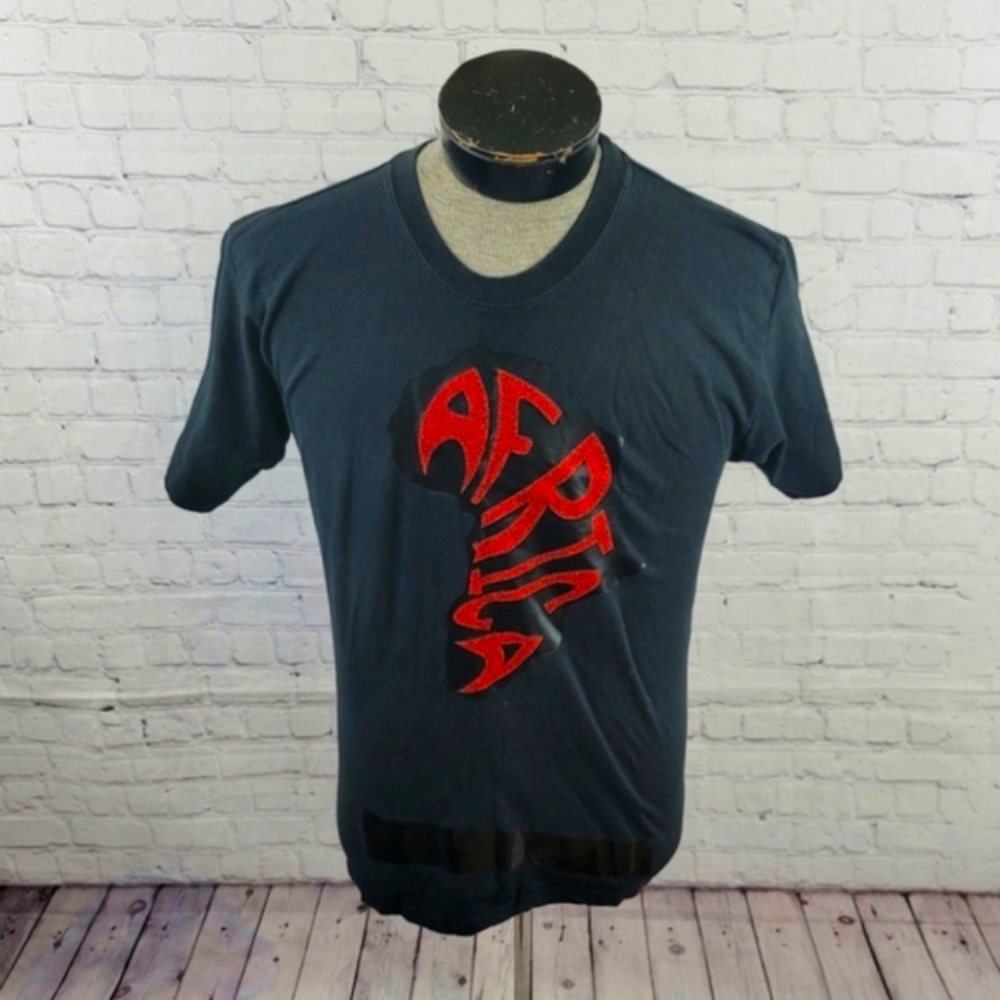 Africa Black/Red Short Sleeve T-shirt